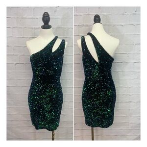 Alyce Paris Black and Green Sequin One-Shoulder Dress